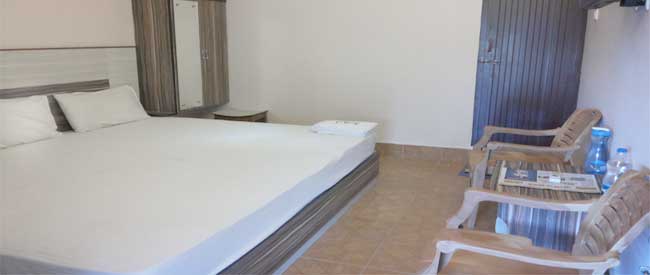4 Bed Deluxe Room ac